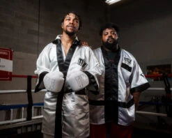 TITLE Boxing Corner Jacket 36 TITLE Boxing Corner Jacket -Power Punch CJSS1WHBK 1