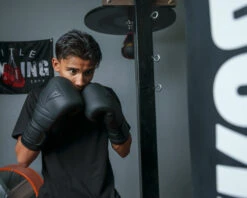 TITLE Black Bolstered Leather Bag Gloves -Power Punch DBBG 3