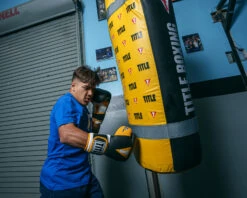 TITLE Boxing Gel World V2T Bag Gloves -Power Punch GTWBGV2TBKGDWH 1 1493e69e c46e 4603 8bb1 65e321280aa1