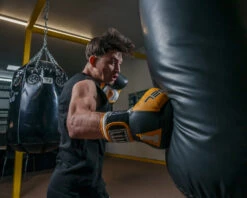 TITLE Boxing Gel World V2T Bag Gloves -Power Punch GTWBGV2TBKGDWH 3