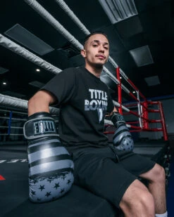 TITLE Boxing Liberty Bag Gloves -Power Punch LBTBGBKGR 2