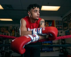 TITLE Boxing Sugar Ray Leonard Signature Leather Sparring Gloves 23 TITLE Boxing Sugar Ray Leonard Signature Leather Sparring Gloves -Power Punch SRLSLSG 4 4