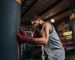 TITLE Boxing Sugar Ray Leonard Throwback Leather Bag Gloves -Power Punch SRLTLBGMR 3
