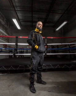 TITLE "Boxing Ain't Easy" Velour Warm Up -Power Punch TB166BKYE 2