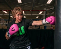 TITLE Premier Leather Super Bag Gloves 2.0 -Power Punch TSBG2PK 1