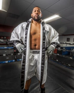 TITLE Boxing Full Length Robe -Power Punch TSRFLWHBK