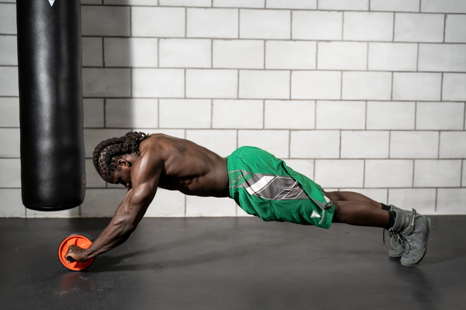 TITLE Boxing Ab Wheel 4 TITLE Boxing Ab Wheel - Image 2