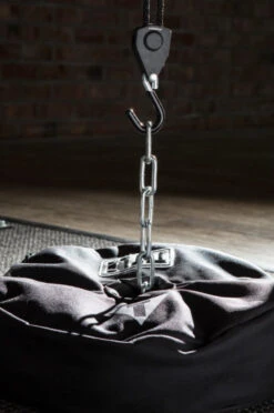 TITLE Boxing Heavy-Duty Adjustable Double End Bag Tie Down -3/8" 7 TITLE Boxing Heavy-Duty Adjustable Double End Bag Tie Down -3/8" -Power Punch adebtd bk 2 3