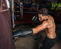 TITLE Boxing Couture Bag Gloves 17 TITLE Boxing Couture Bag Gloves -Power Punch coubg bk gd 3 1